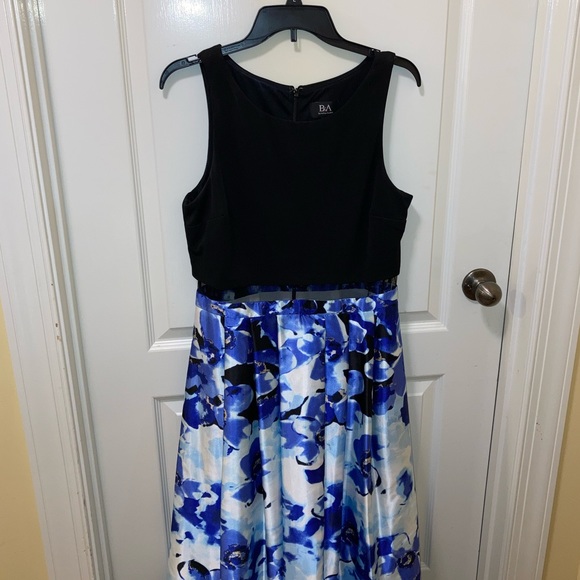 Betsy & Adam prom dress - Picture 6 of 12